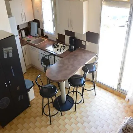 Διαμέρισμα 4 Pers 1 1 Mezzanine Terrasse Parking Ref Ag106